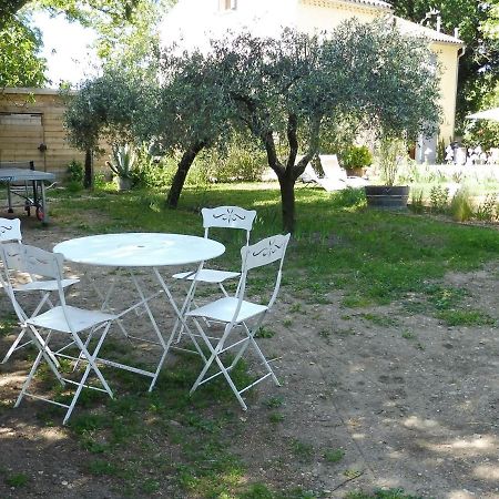 Mas Des Rabasses Bed and Breakfast Le Pontet  Εξωτερικό φωτογραφία
