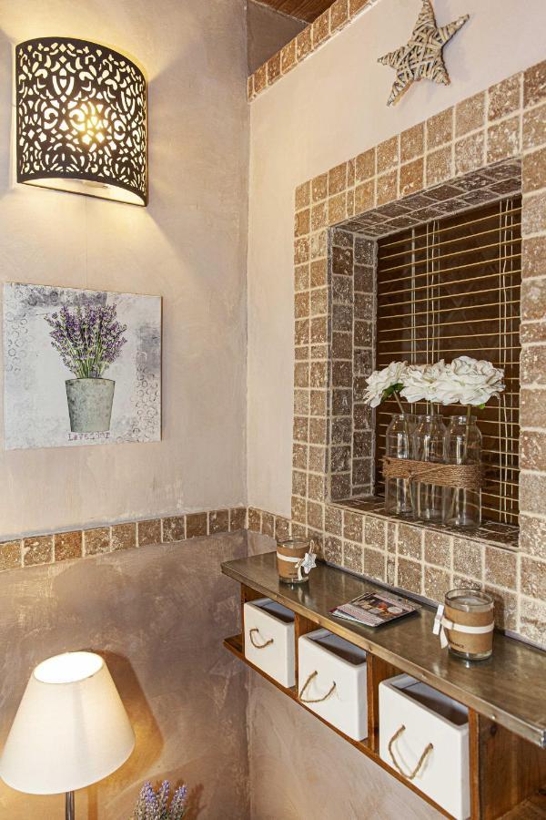 Mas Des Rabasses Bed and Breakfast Le Pontet  Εξωτερικό φωτογραφία