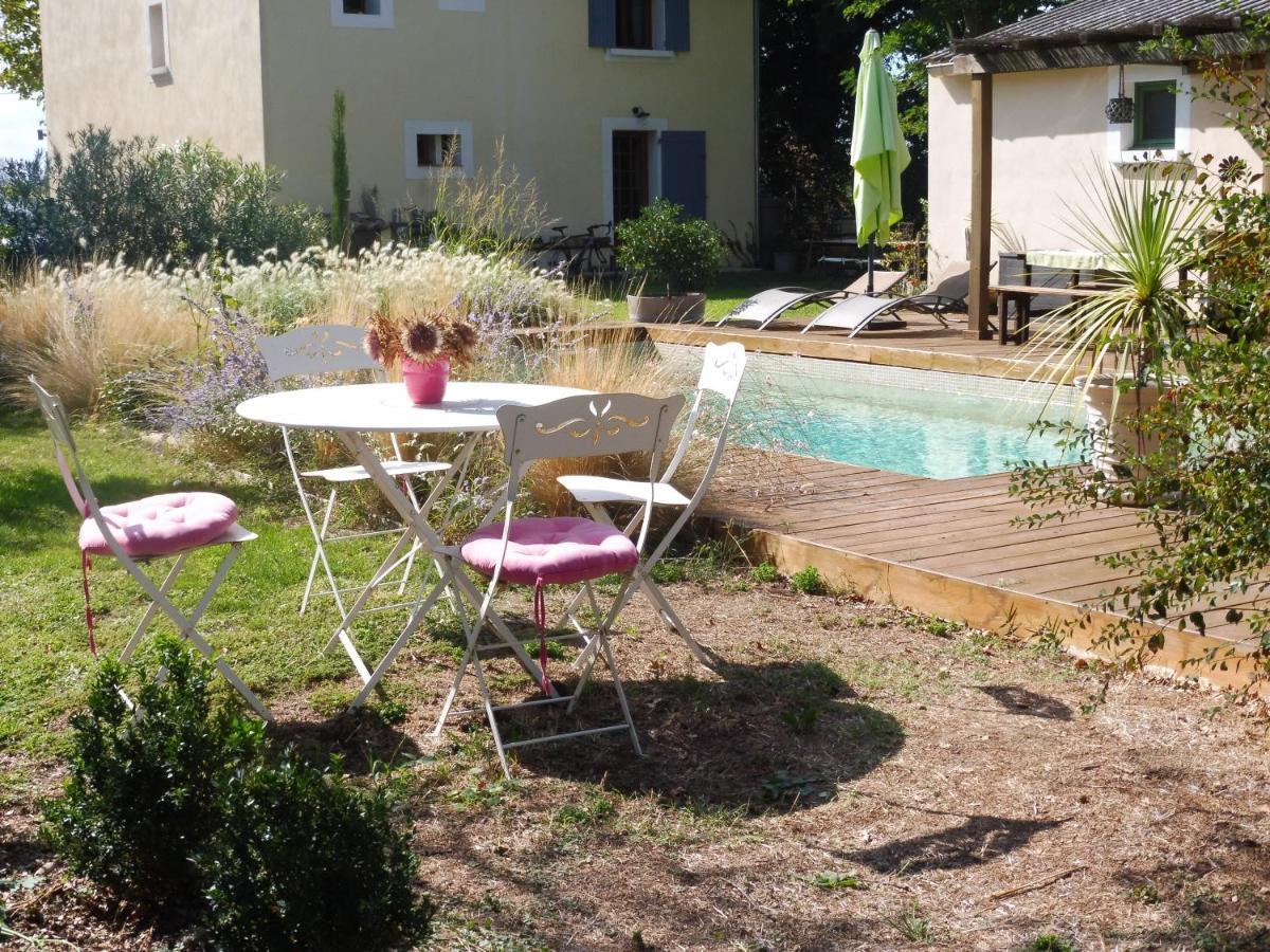 Mas Des Rabasses Bed and Breakfast Le Pontet  Εξωτερικό φωτογραφία