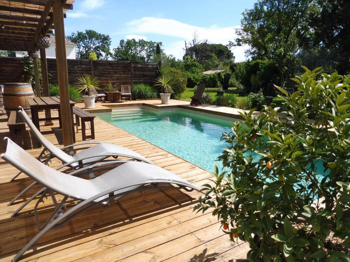 Mas Des Rabasses Bed and Breakfast Le Pontet  Εξωτερικό φωτογραφία