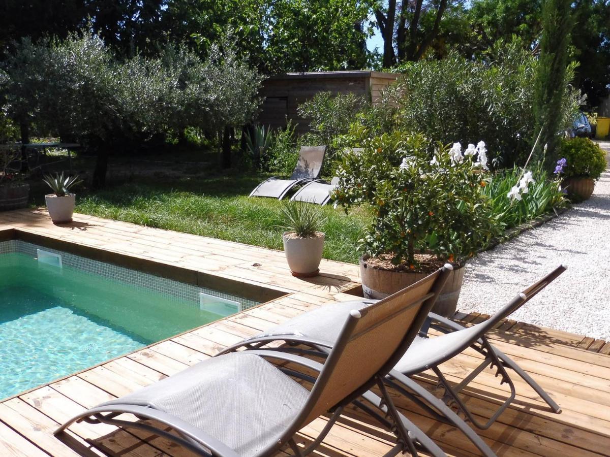 Mas Des Rabasses Bed and Breakfast Le Pontet  Εξωτερικό φωτογραφία